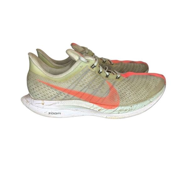 Nike WMn’s Sneakers Sz 8.5 Zoom Pegasus Turbo 35 Barley Green Running AJ4114-060 - Picture 2 of 9